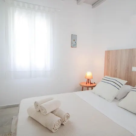 Villa Two Coasts 150m From The *